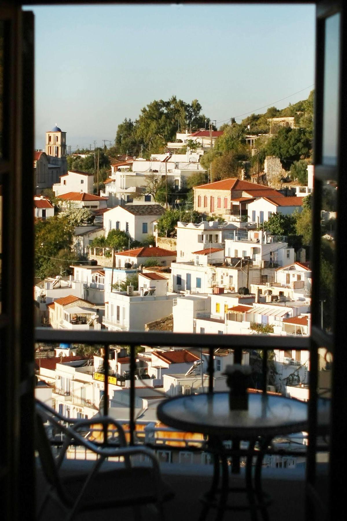 Kastro Hotel Agios Kirykos  Exterior photo